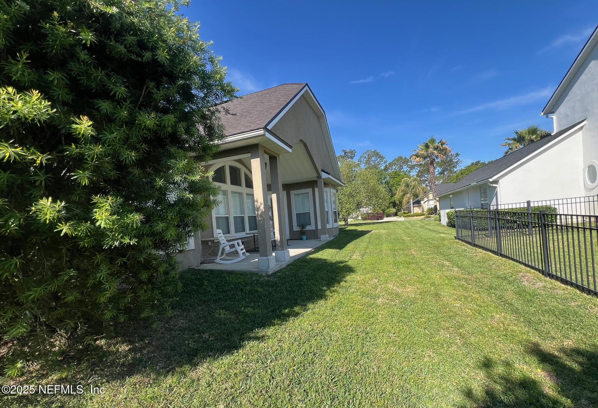 1897 HICKORY TRACE Drive