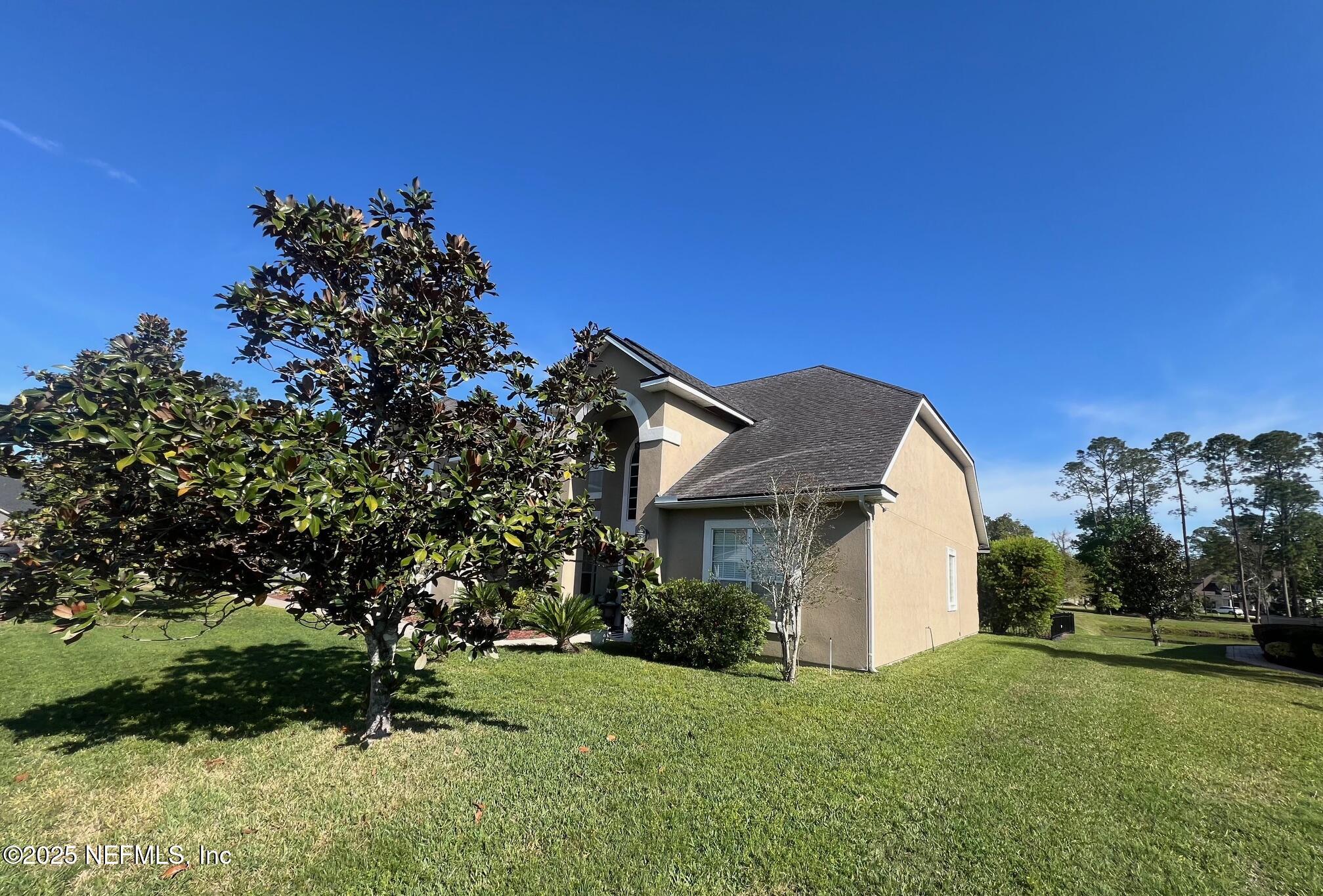 1897 HICKORY TRACE Drive