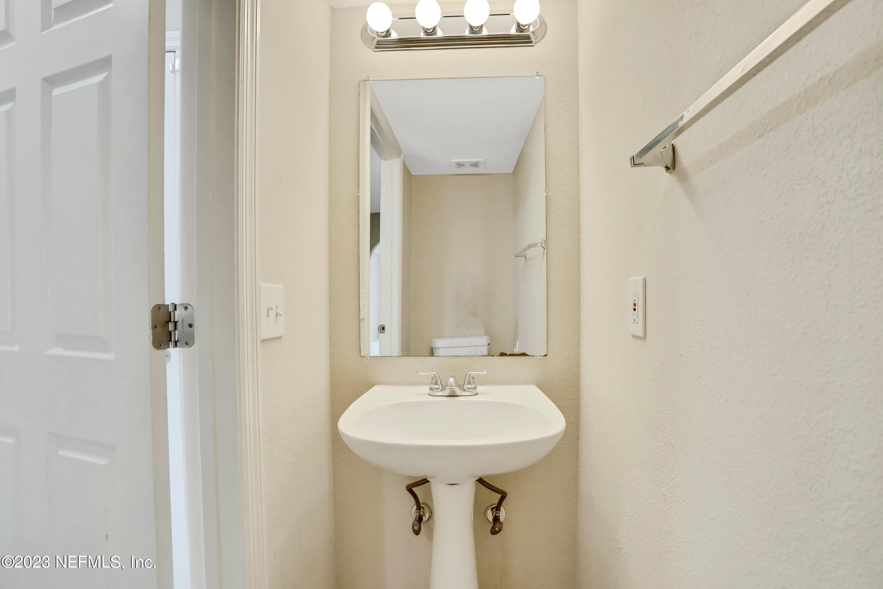 JACKSONVILLE, Florida 32277, United States, 4 Bedrooms Bedrooms, ,3 BathroomsBathrooms,Residential,Active,69868