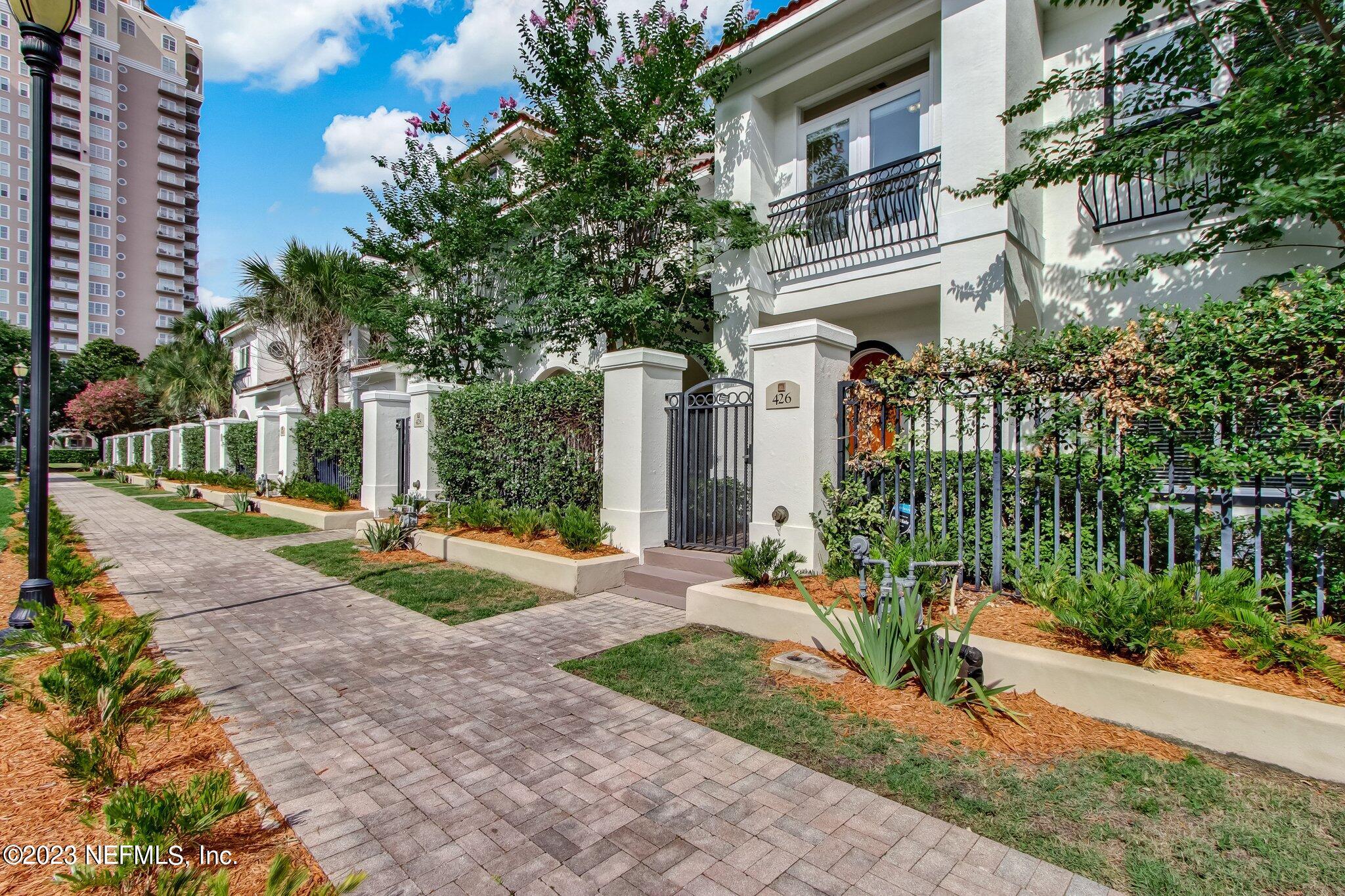 Jacksonville, Florida 32202, United States, 2 Bedrooms Bedrooms, ,2 BathroomsBathrooms,Residential,Active,69010