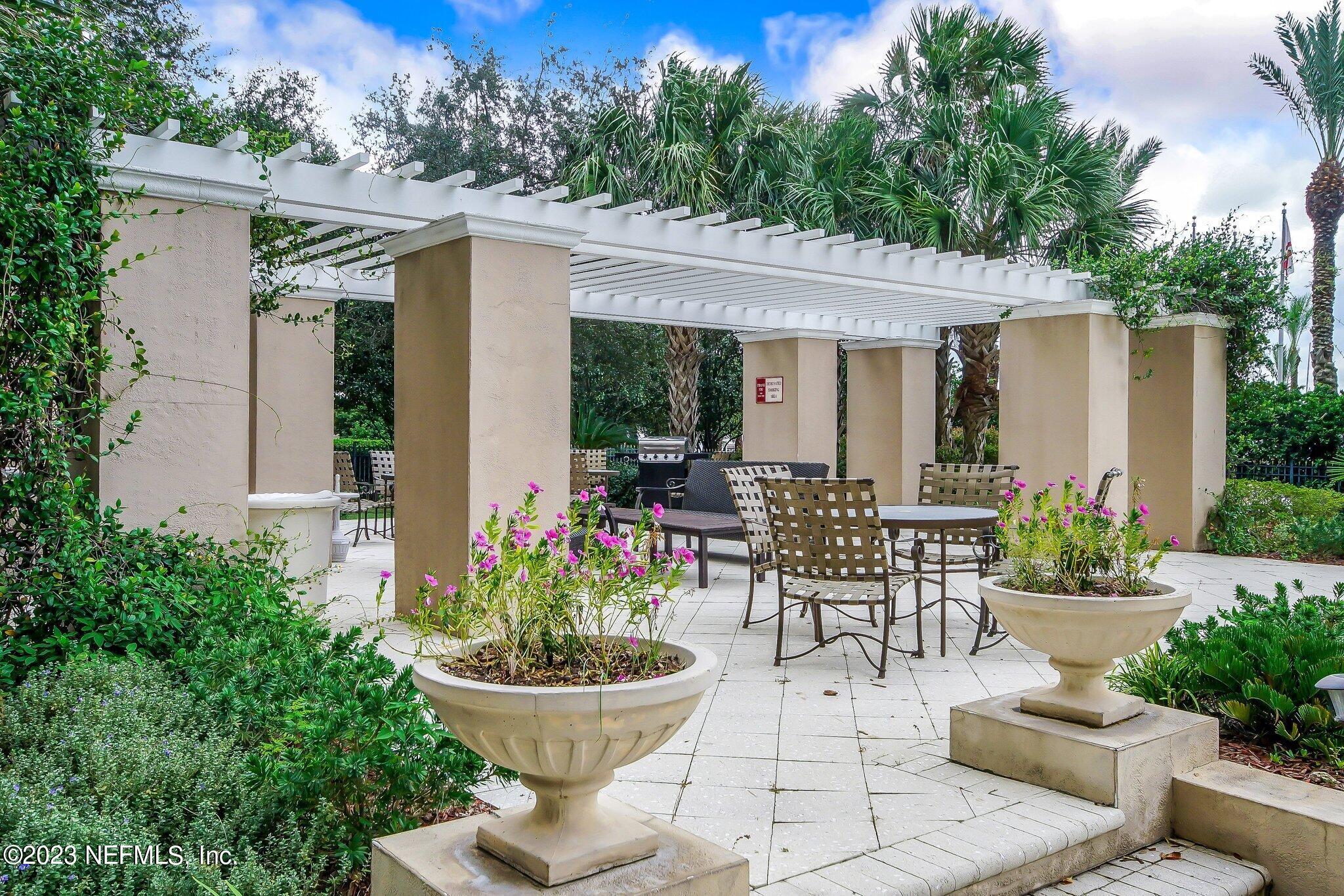 Jacksonville, Florida 32202, United States, 2 Bedrooms Bedrooms, ,2 BathroomsBathrooms,Residential,Active,69010