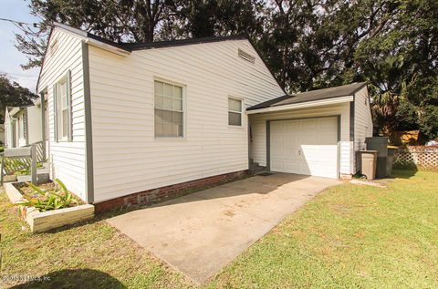 A home in JACKSONVILLE