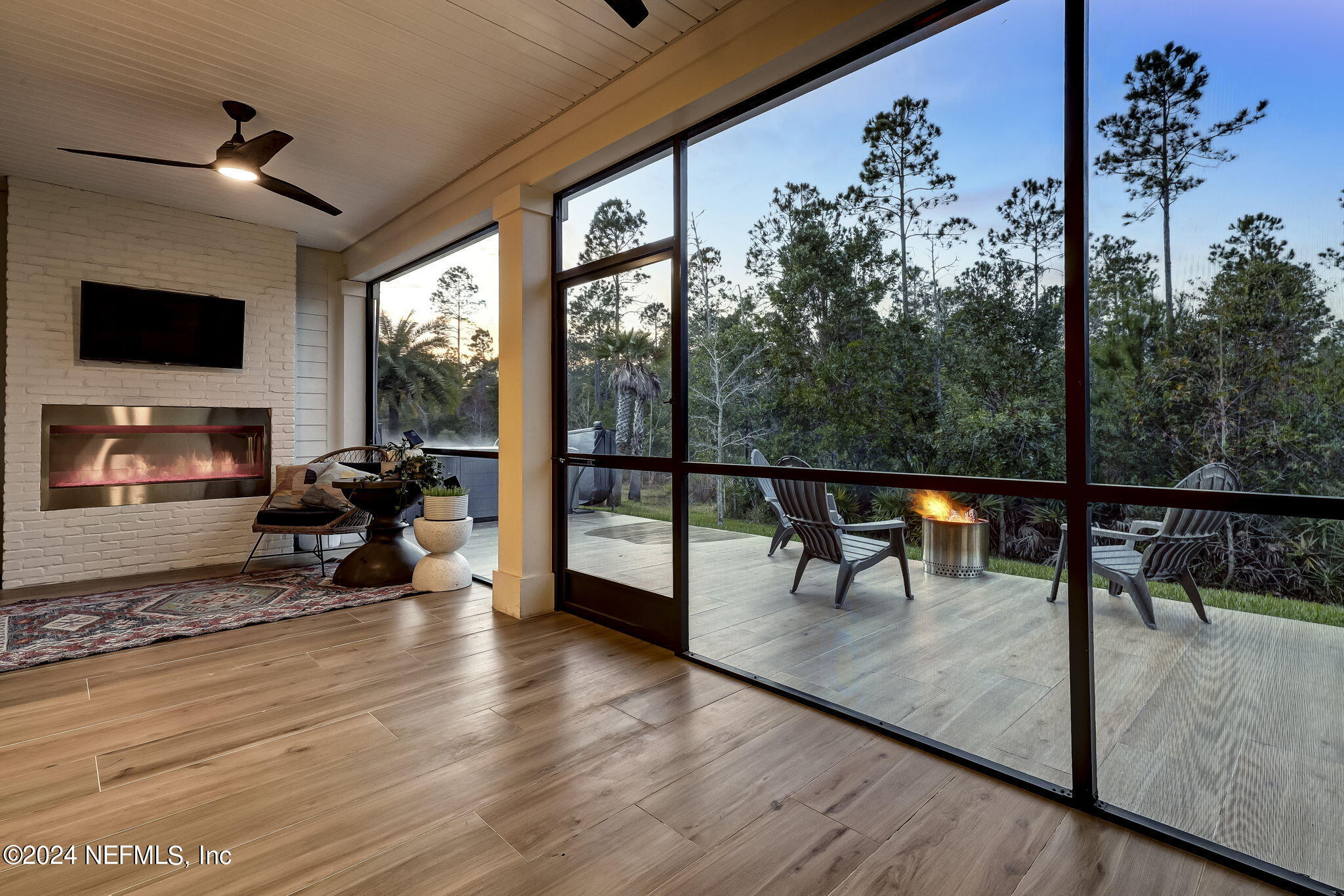 289 TOPSIDE Drive