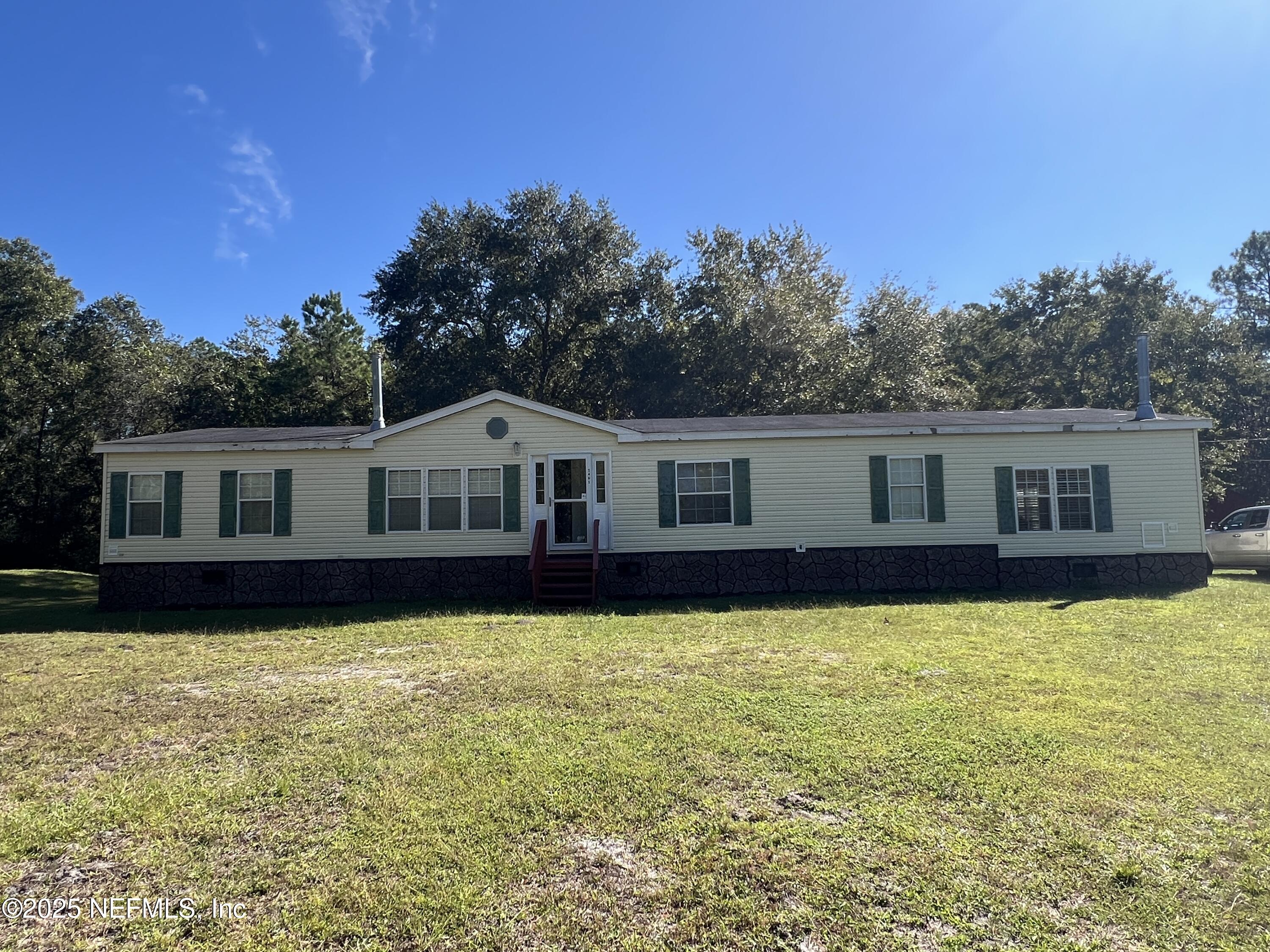 2461 SILVER MOSS Circle