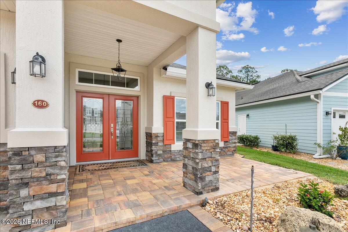 160 GREENVIEW Lane