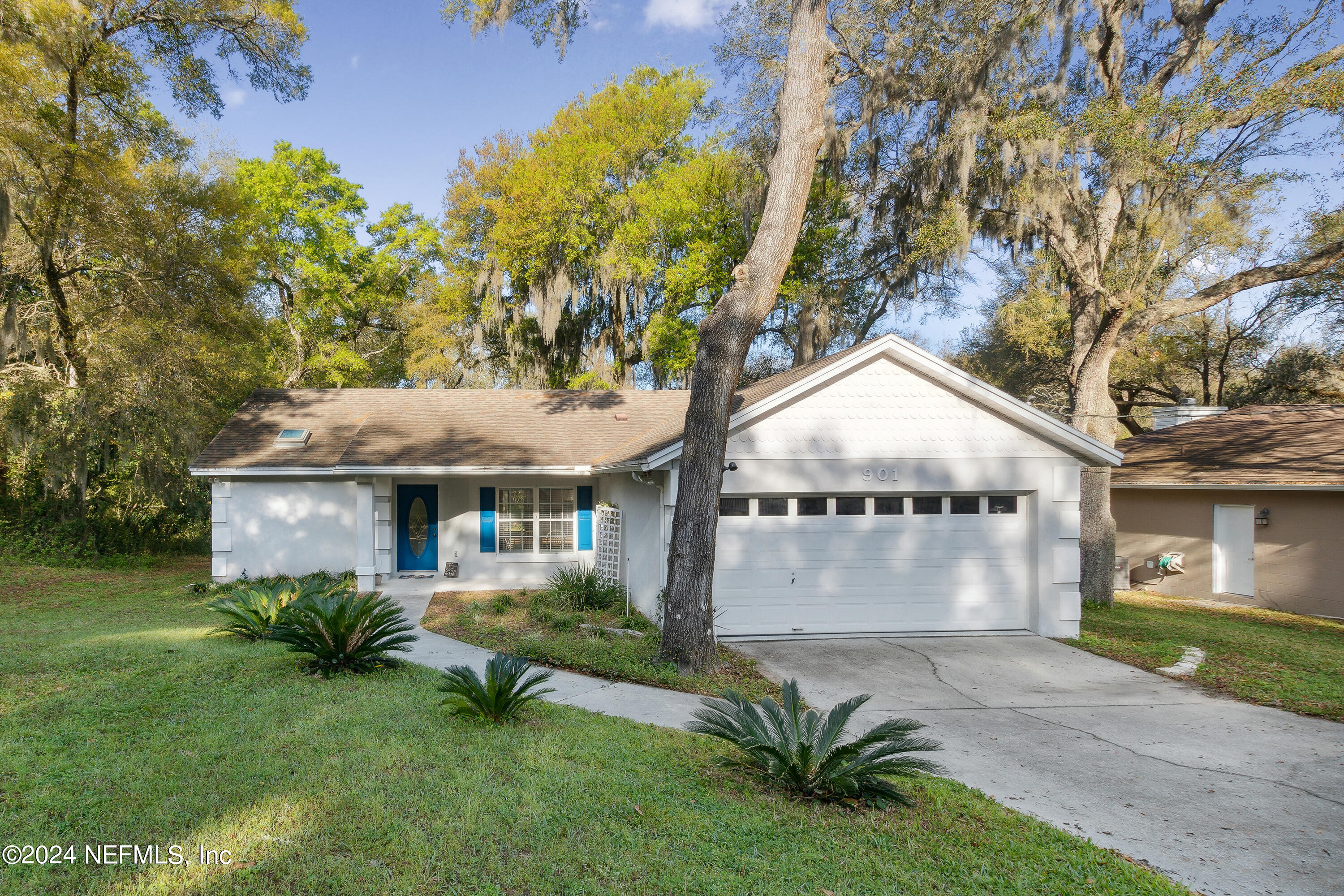 Fernandina Beach, FL home for sale located at 901 N 15TH Street, Fernandina Beach, FL 32034