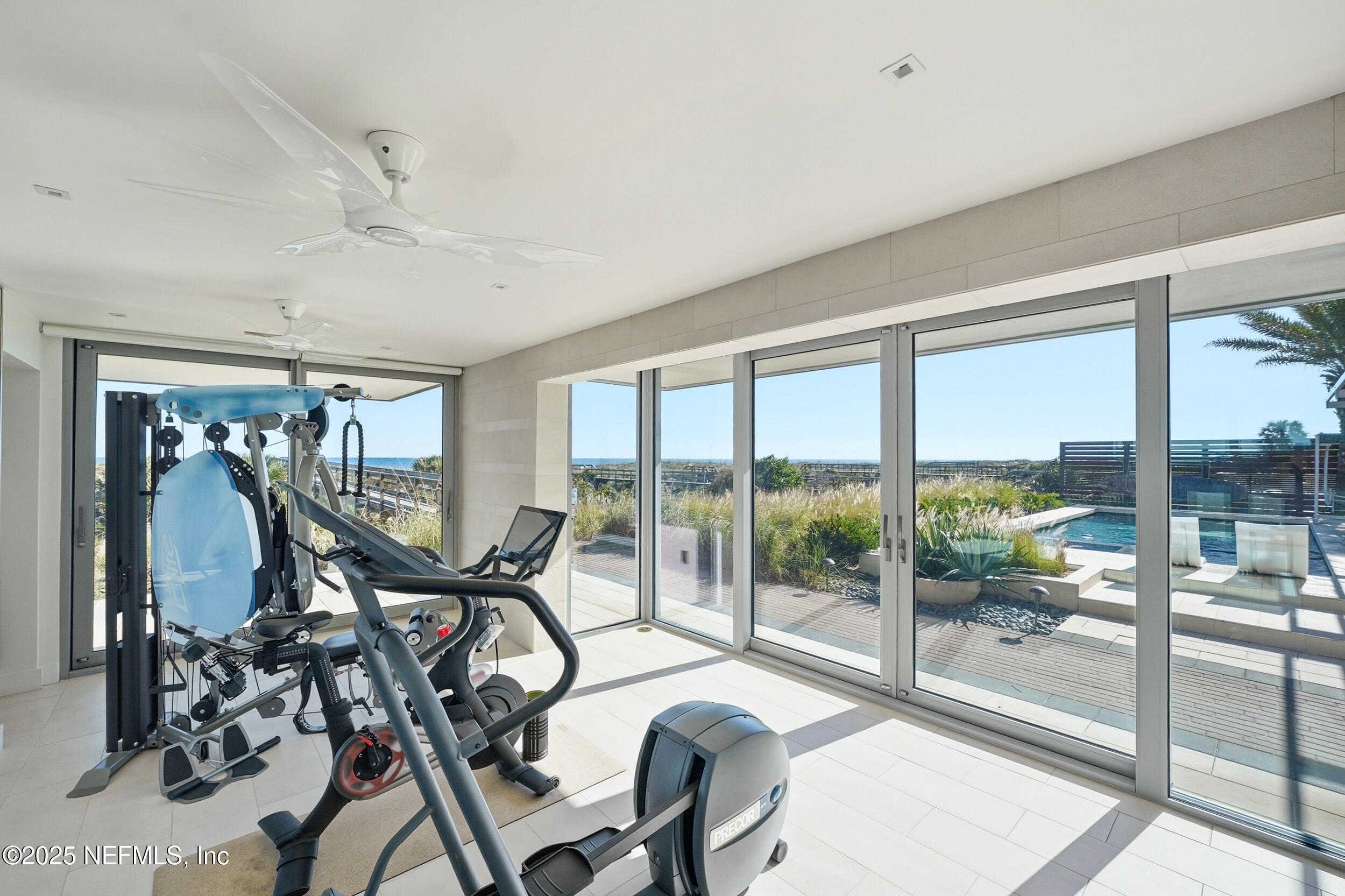 2498/2500 S FLETCHER Avenue