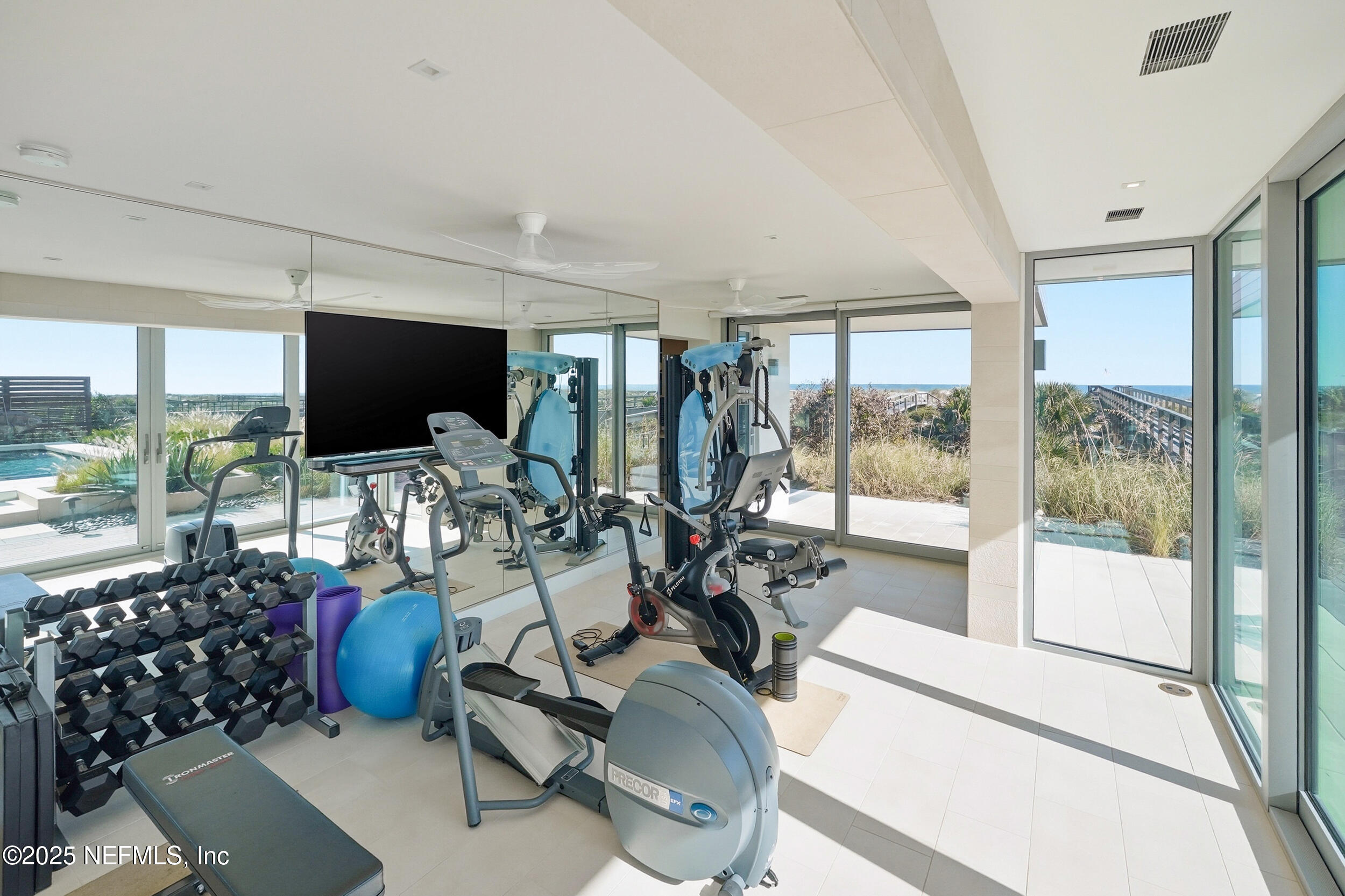 2498/2500 S FLETCHER Avenue