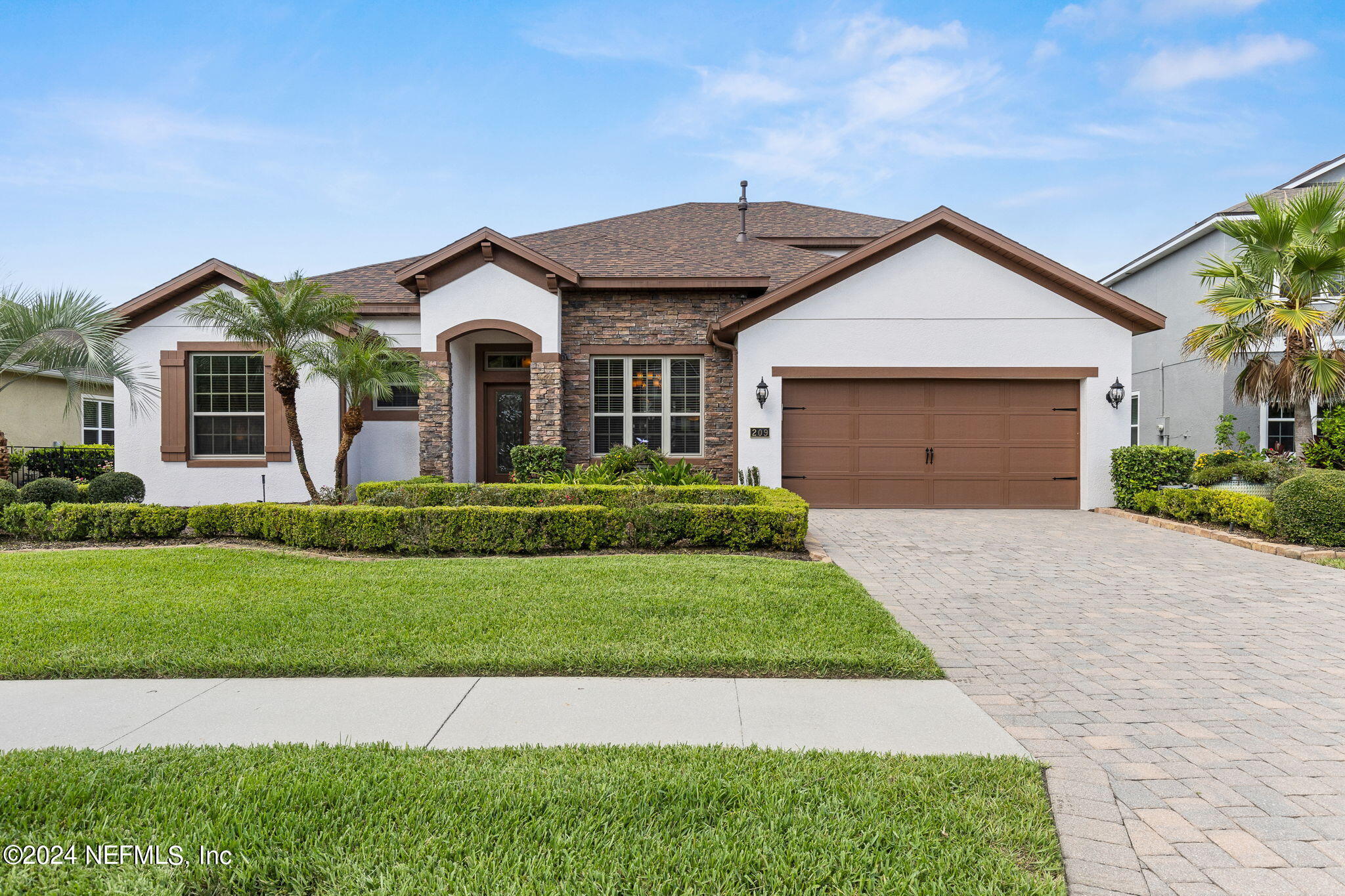 209 N ARABELLA Way