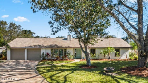 Photo of 705 NEPTUNE Lane, Neptune Beach, FL 32266 (MLS # 2166332)