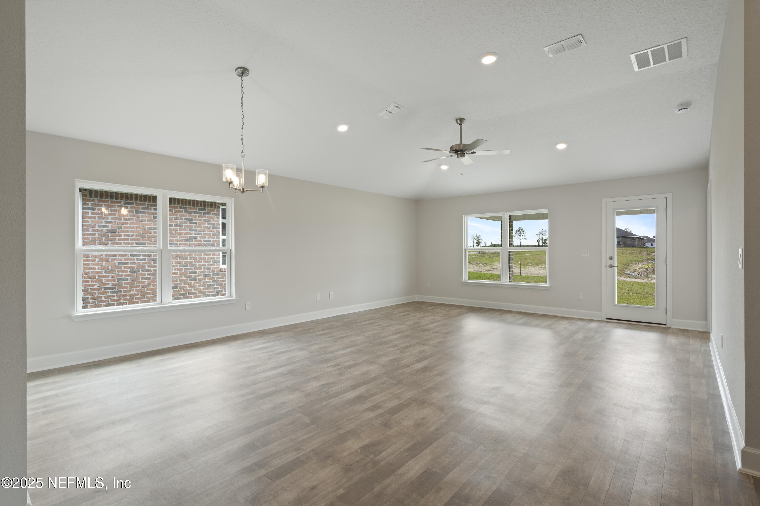 3111 FOREST VIEW Lane