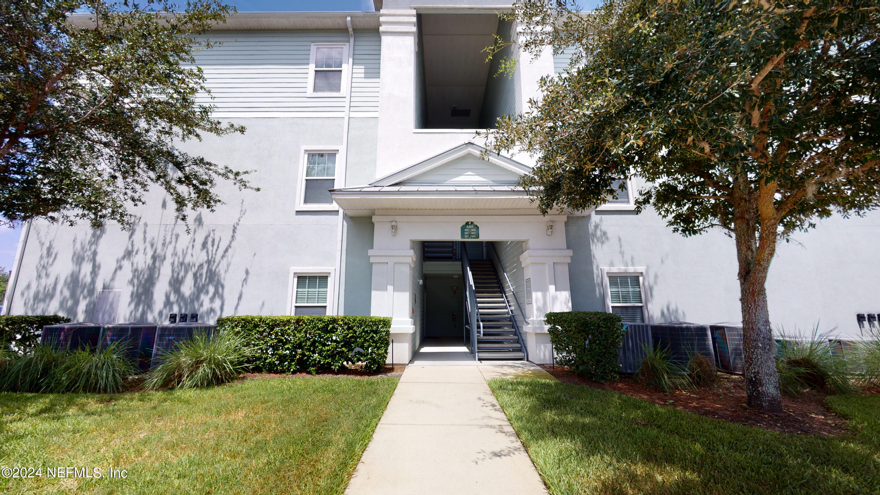 Jacksonville, FL home for sale located at 8201 Green Parrot Road Unit 202, Jacksonville, FL 32256