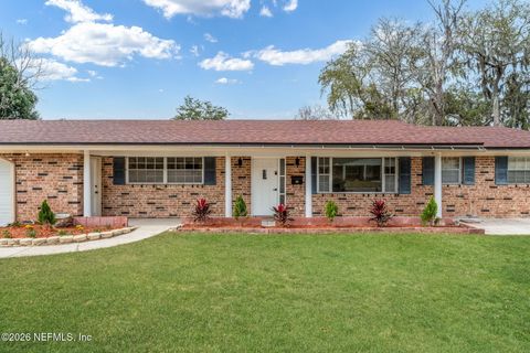 Photo of 8460 LYNDA SUE Lane W, Jacksonville, FL 32217 (MLS # 2144876)