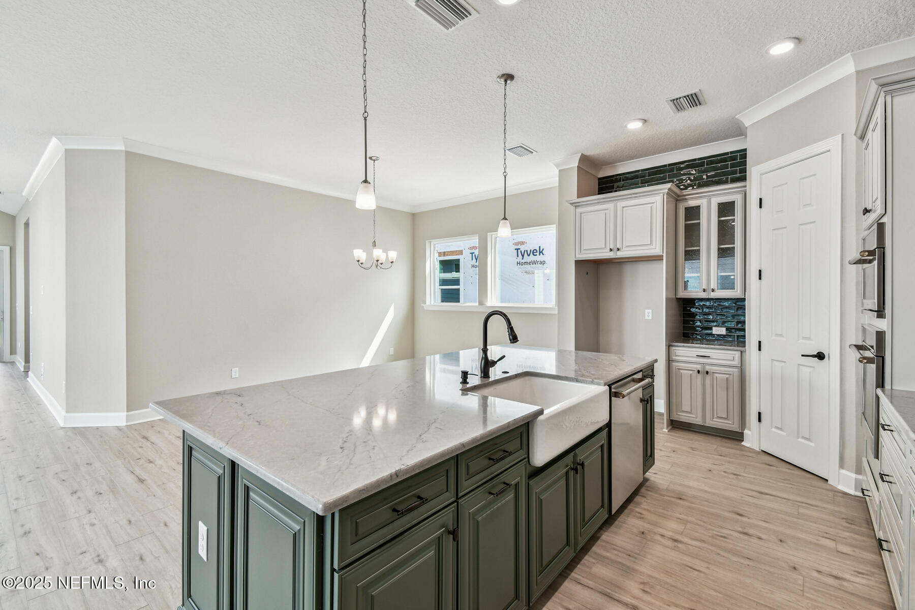 1001 CAIDEN Drive