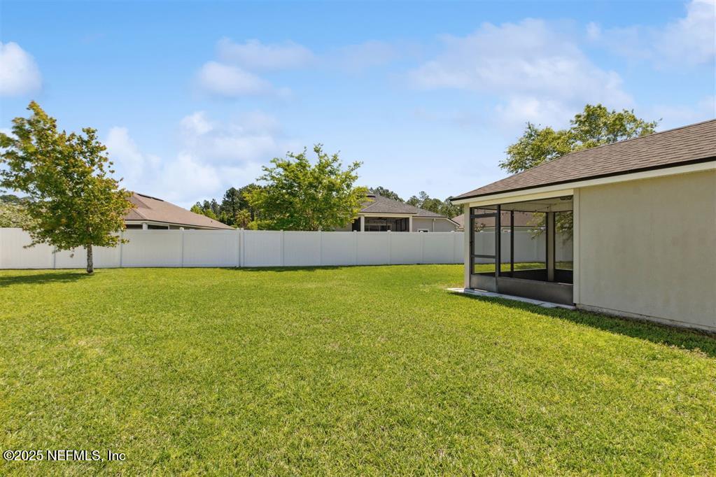 95210 LEAFCREST Court