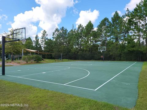 A home in Yulee