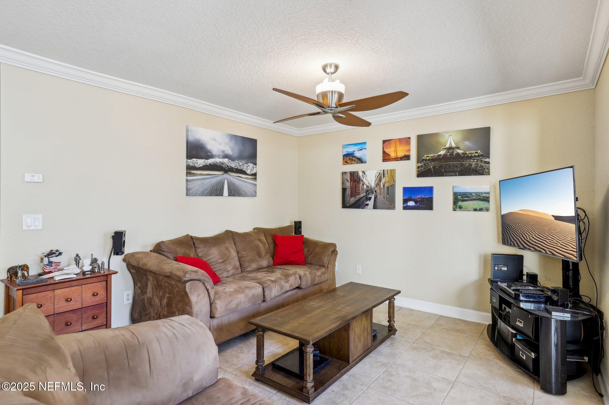 200 LAGUNA VILLAS Boulevard C21