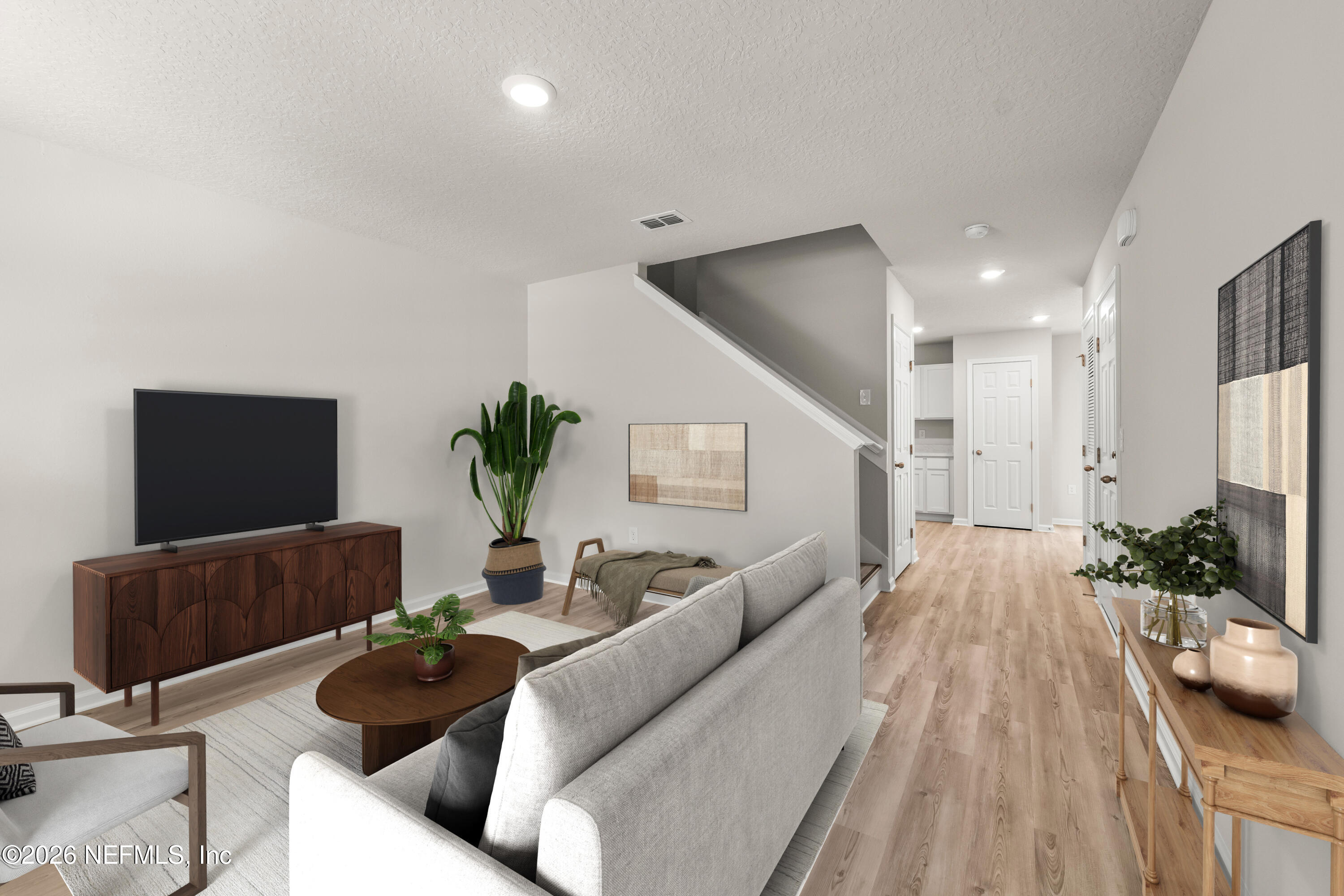 5914 MONCRIEF Road W