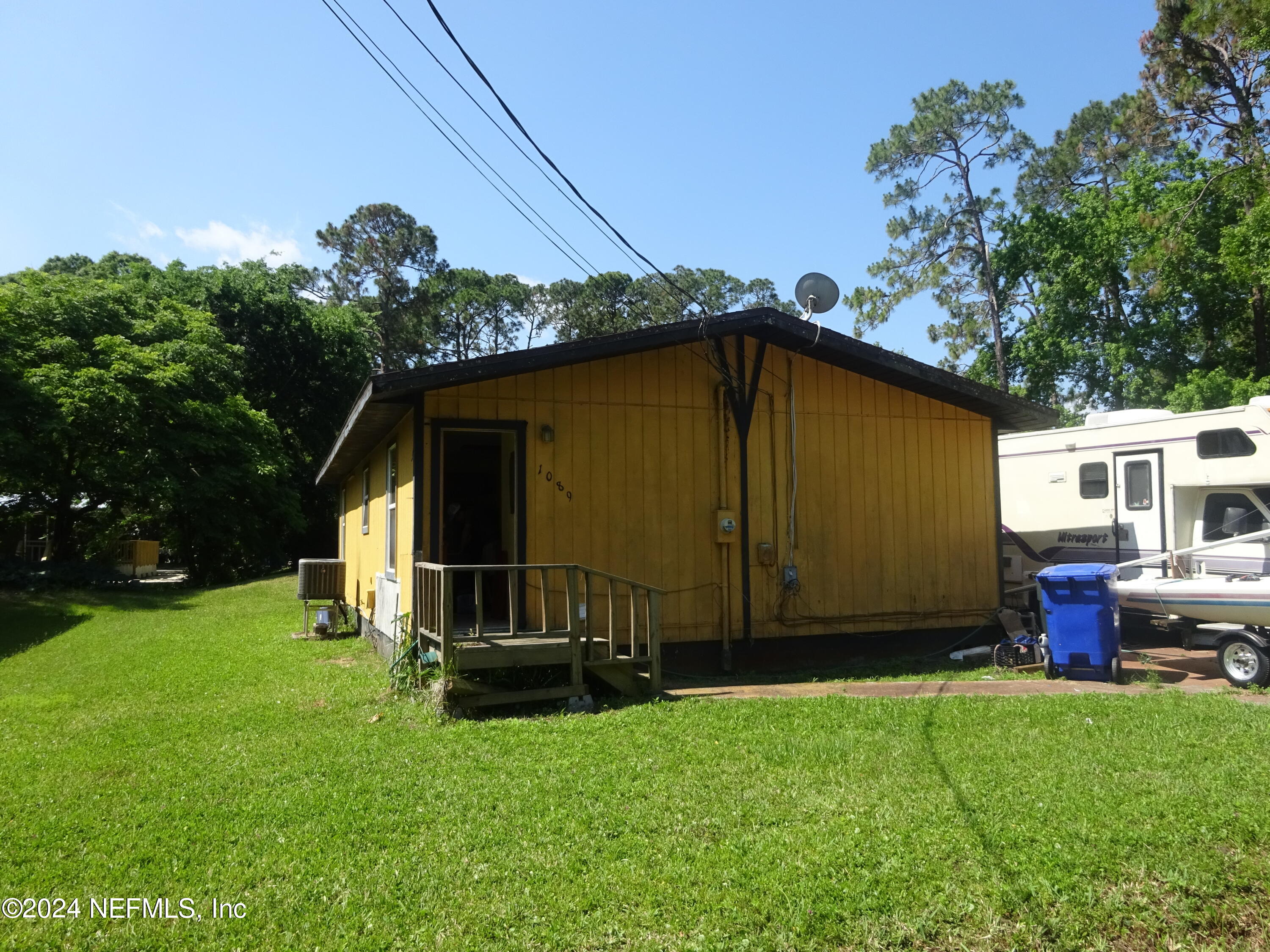 St Augustine, FL home for sale located at 1089 Puryear Street, St Augustine, FL 32084