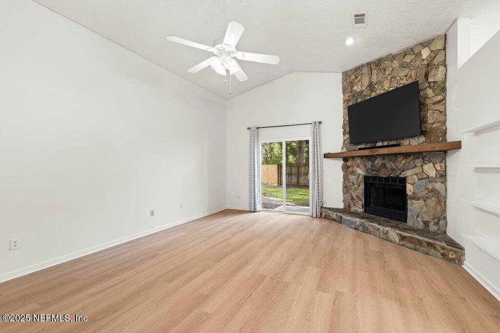 1048 PALM LANDING Drive S