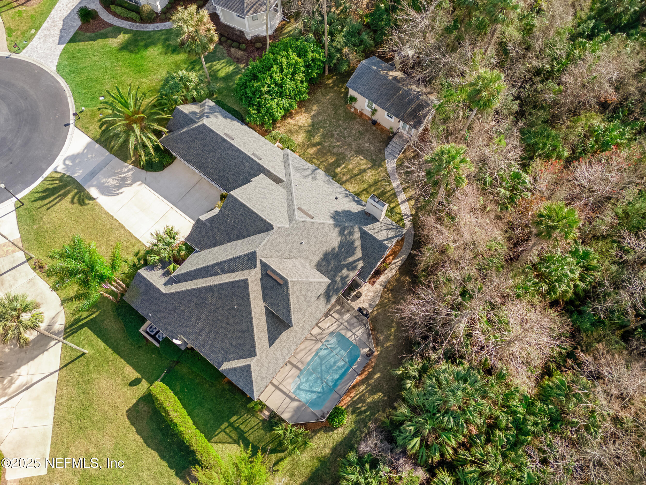 616 BROOKWOOD Court