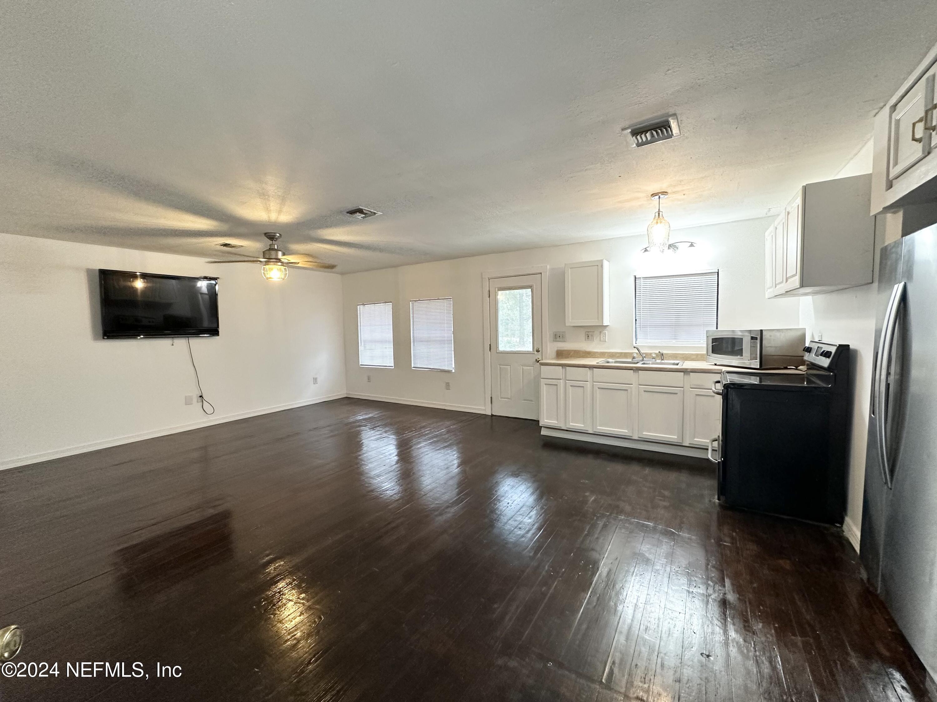 Keystone Heights, FL home for sale located at 7745 CYPRESS Street, Keystone Heights, FL 32656