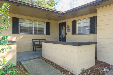 A home in Deltona