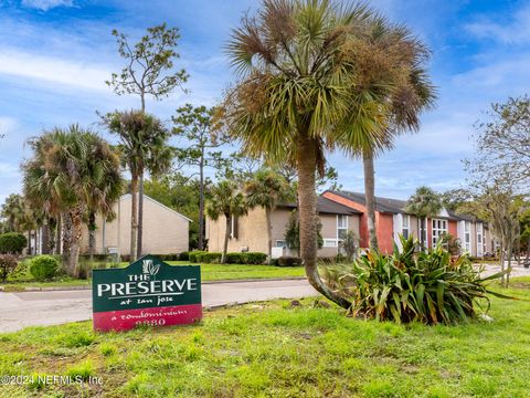 A home in Jacksonville