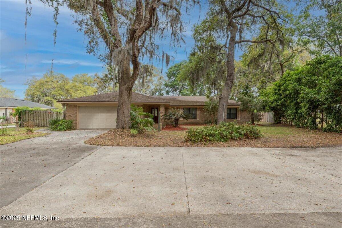 15489 CAPE Drive N