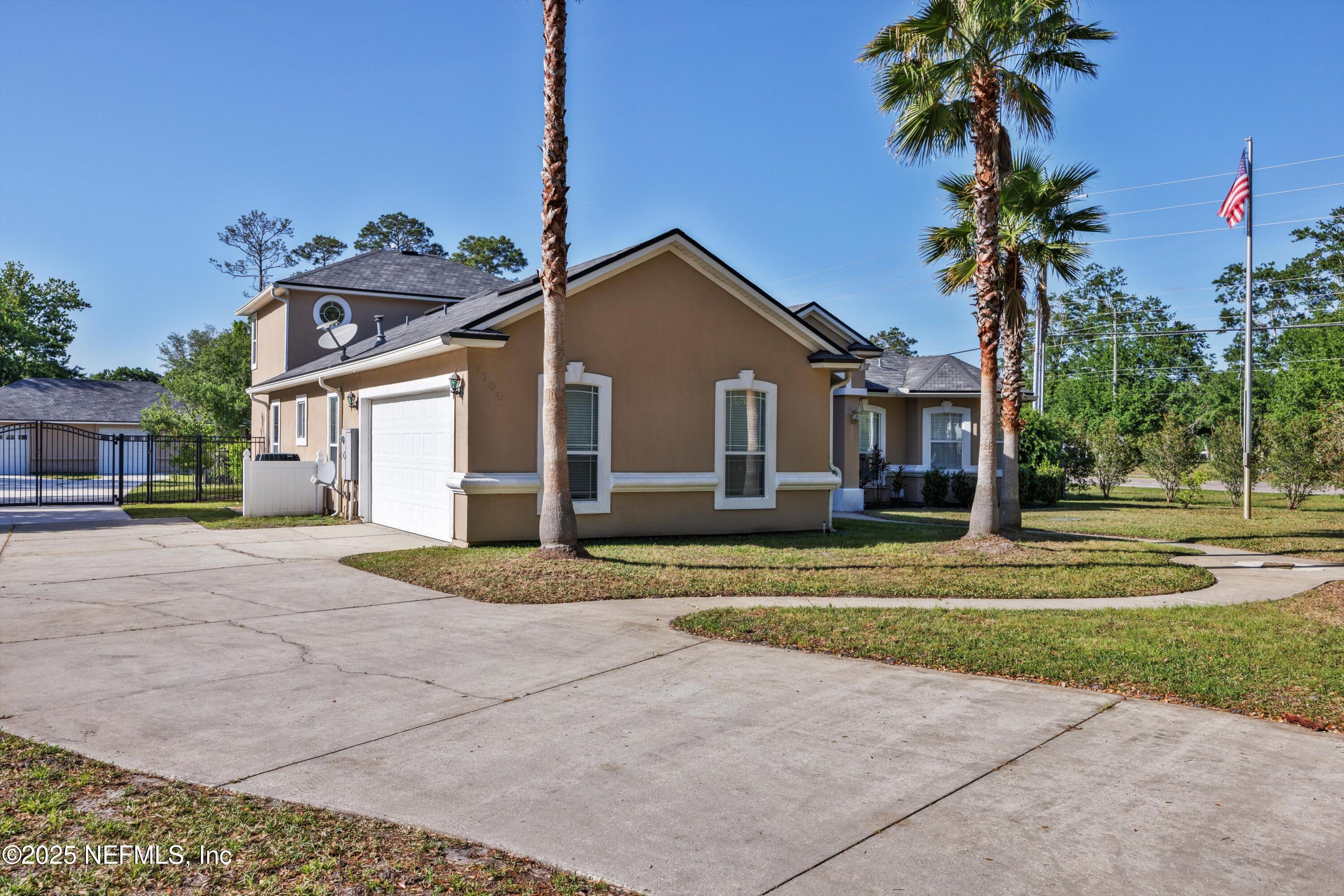 1700 SOUTHCREEK Drive