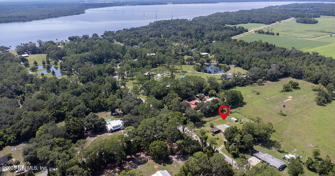 166 E RIVER Road