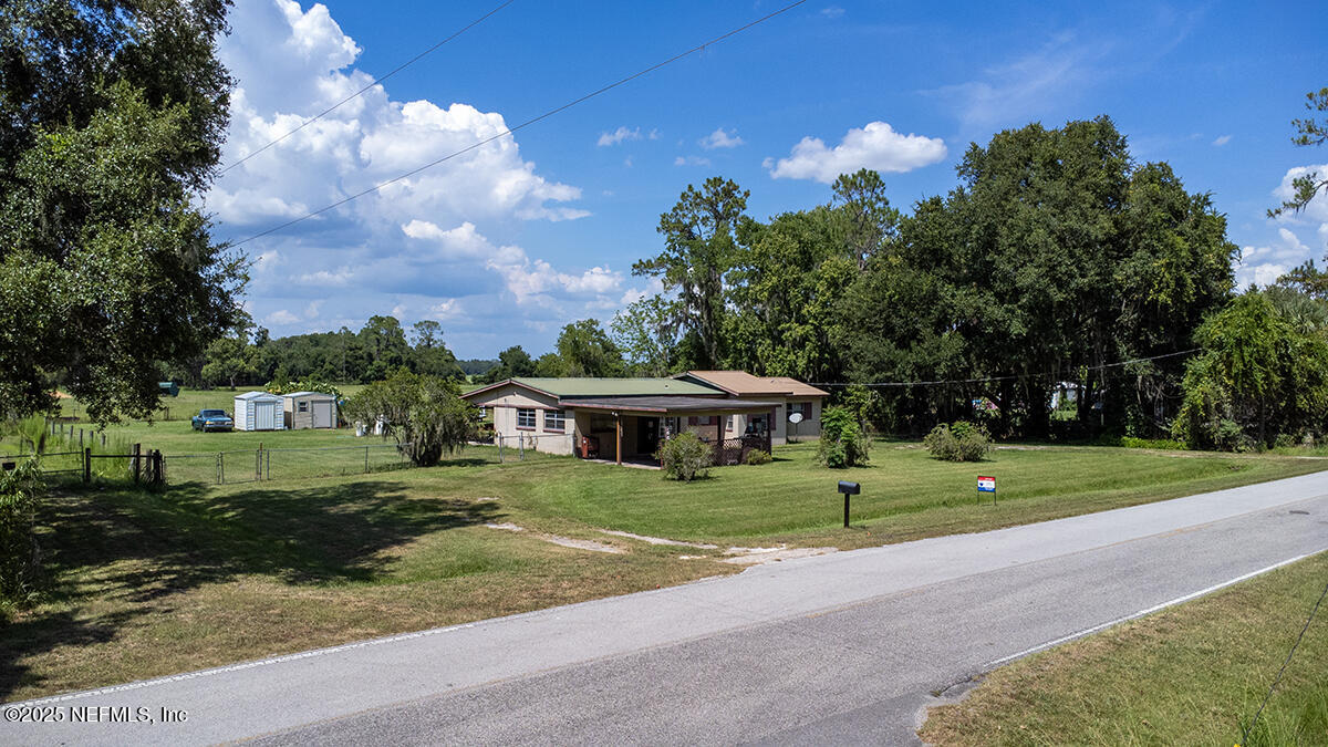 166 E RIVER Road