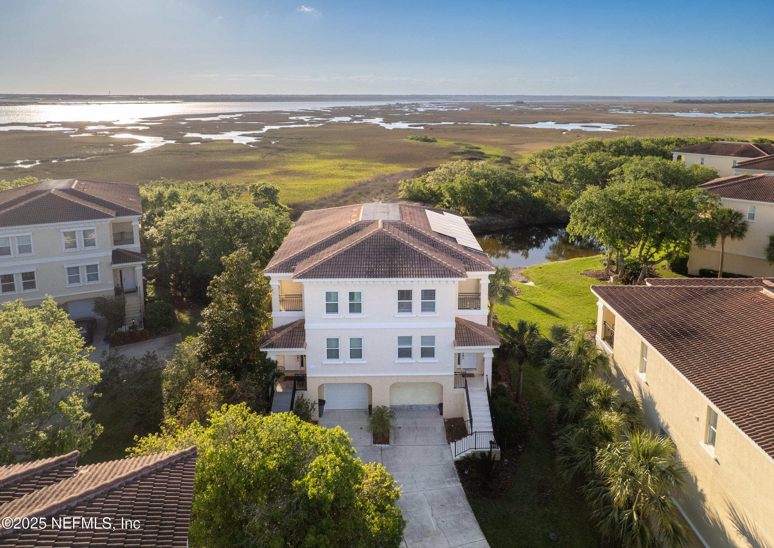 2102 WINDJAMMER Lane