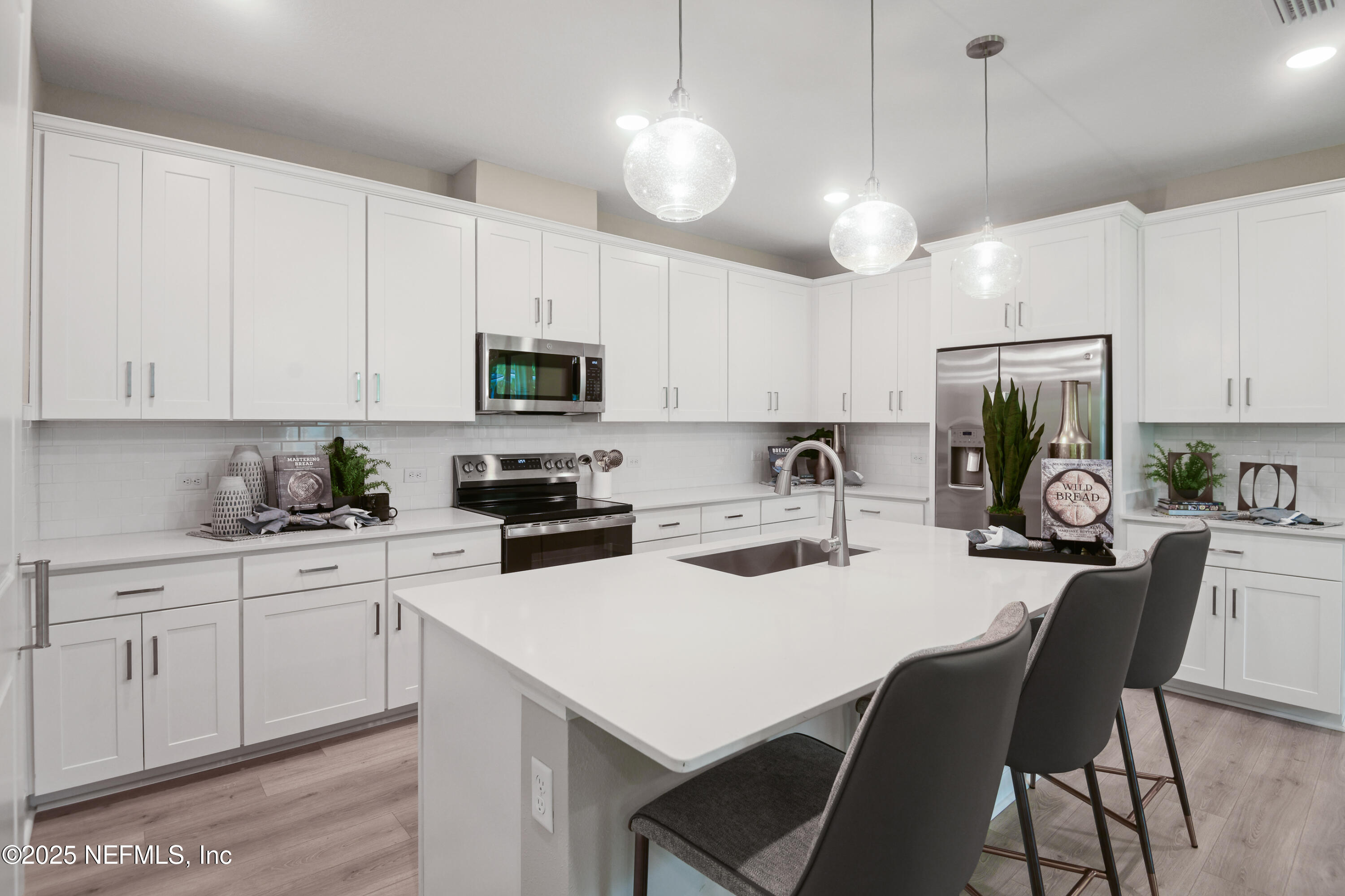 6770 DUTTON SPUR Lane