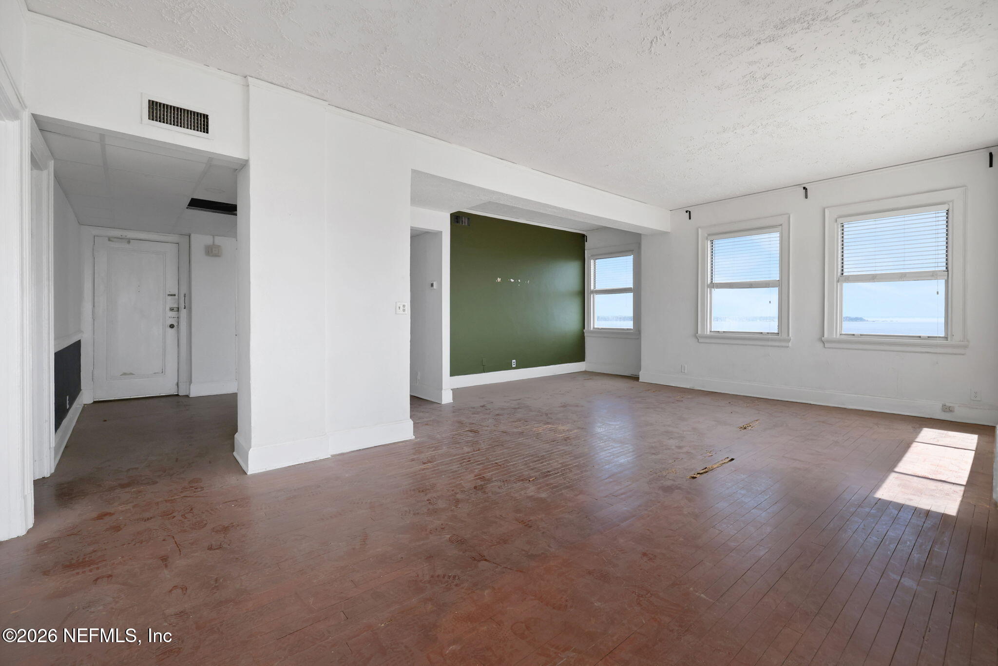 1846 MARGARET Street 10A & 10B