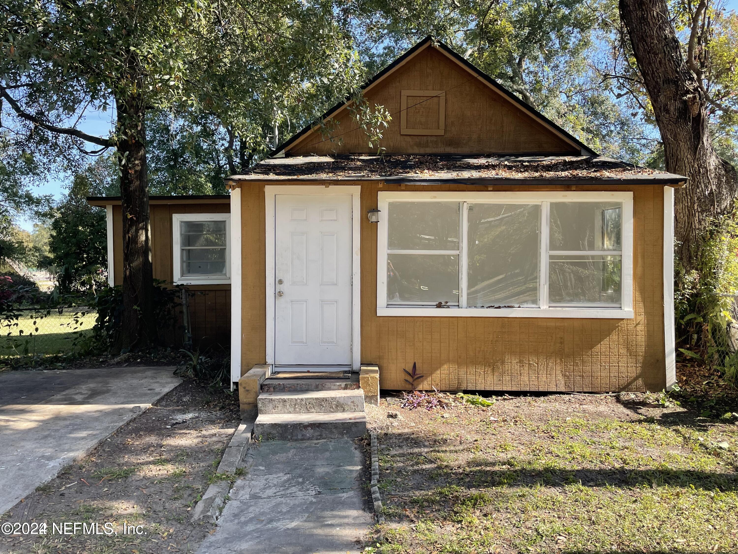 Jacksonville, FL home for sale located at 2831 N DAVIS Street, Jacksonville, FL 32209