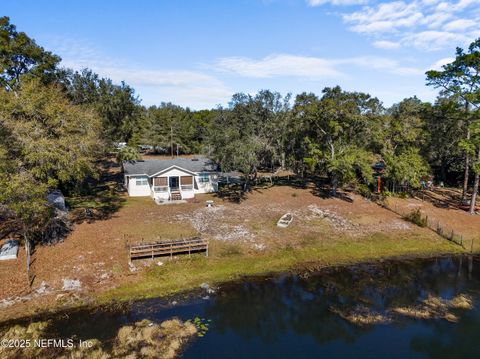 A home in Interlachen