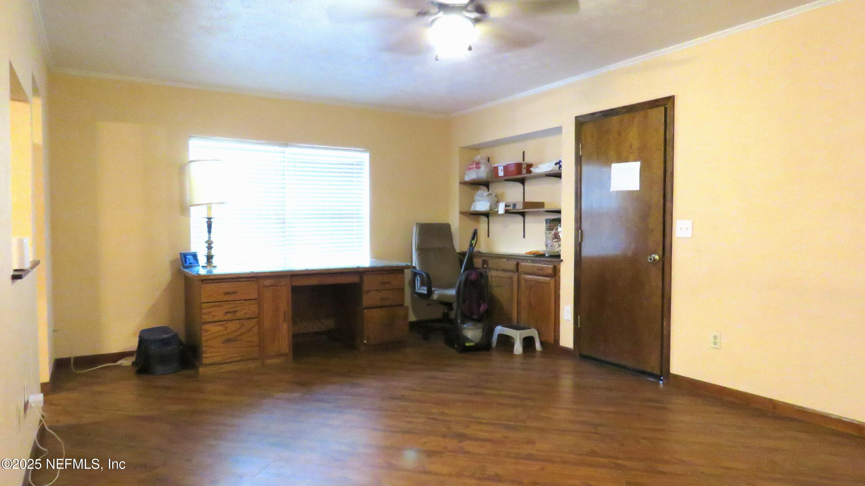 2722 OAKDALE Drive W