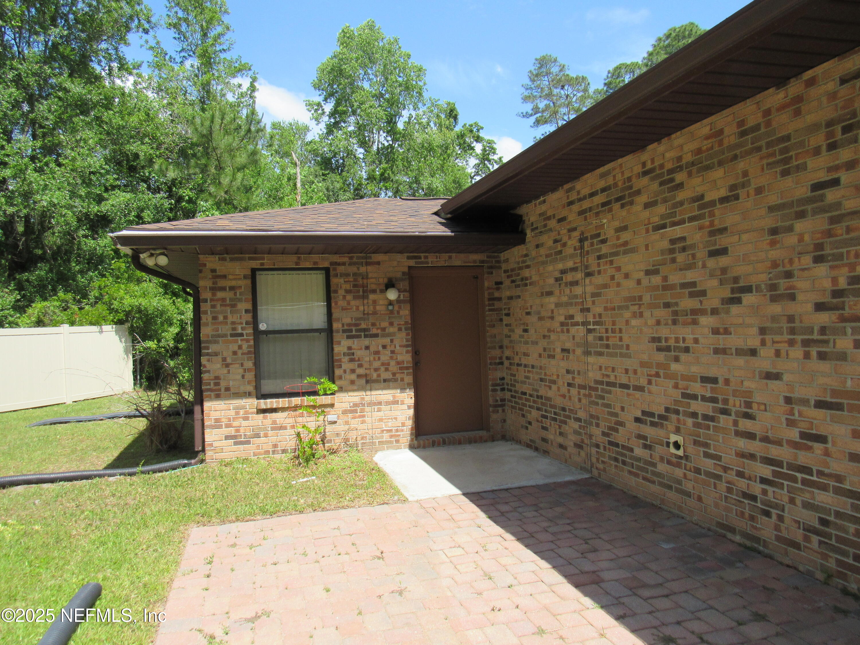 11914 TIERRA VERDE Court