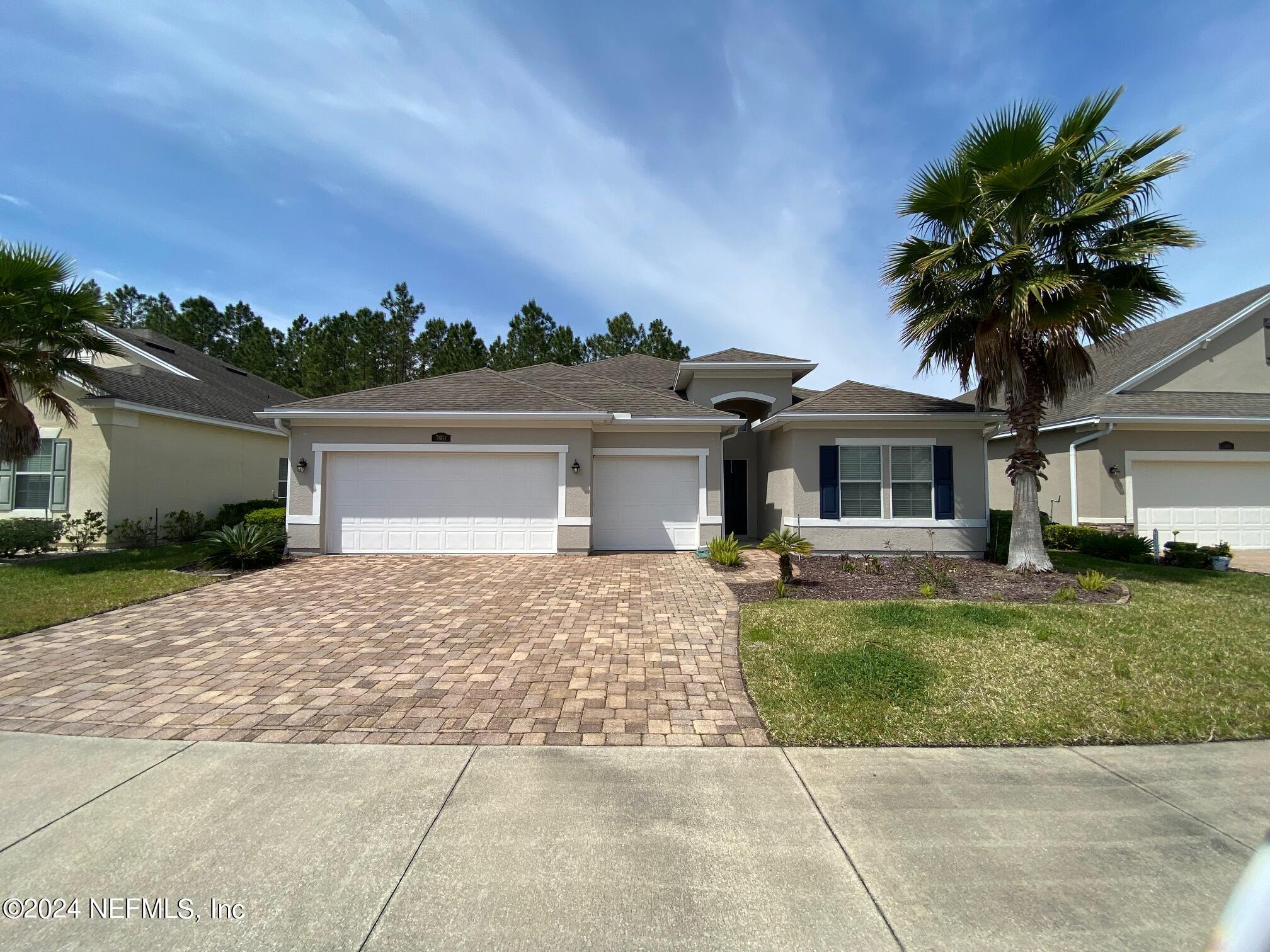 Jacksonville, FL home for sale located at 7664 ARDEN LAKES Drive, Jacksonville, FL 32222