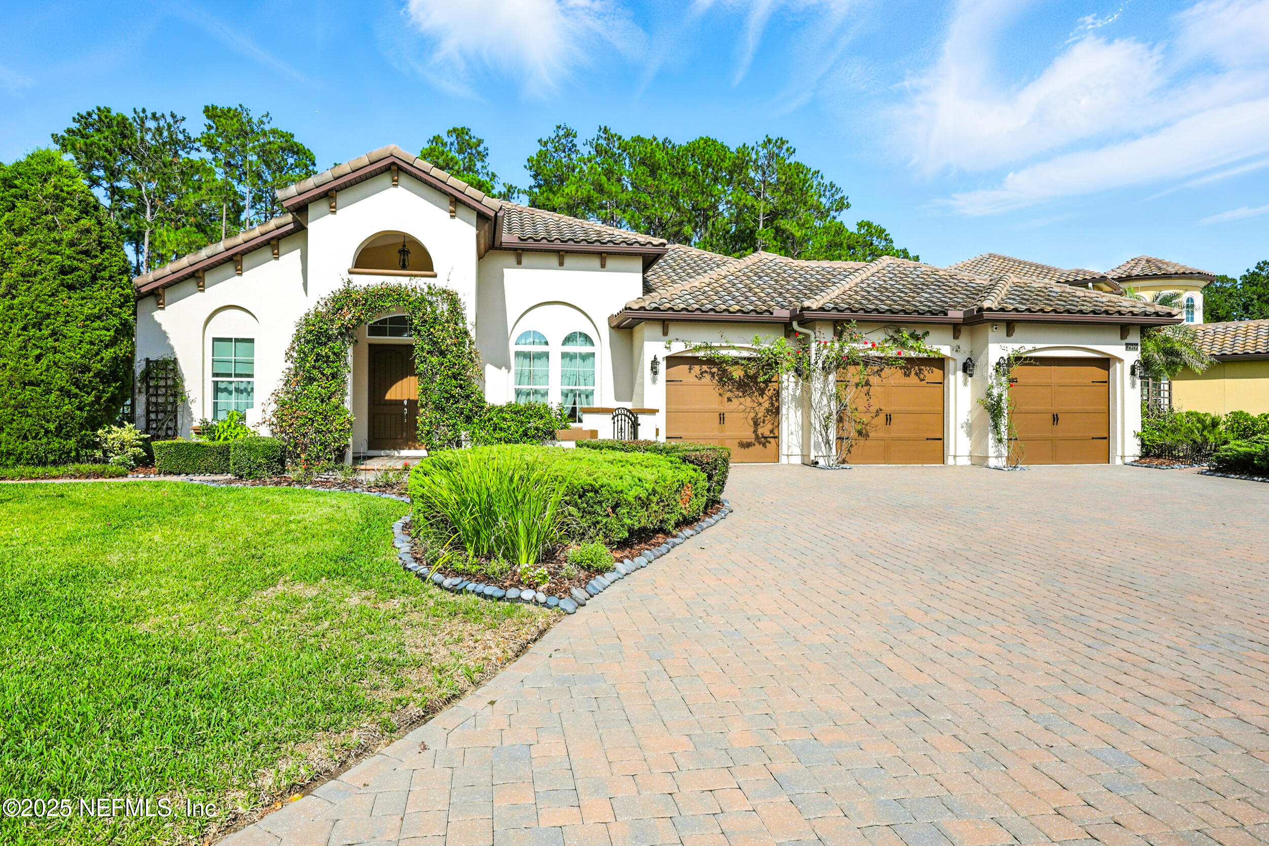 2919 BRETTUNGAR Drive