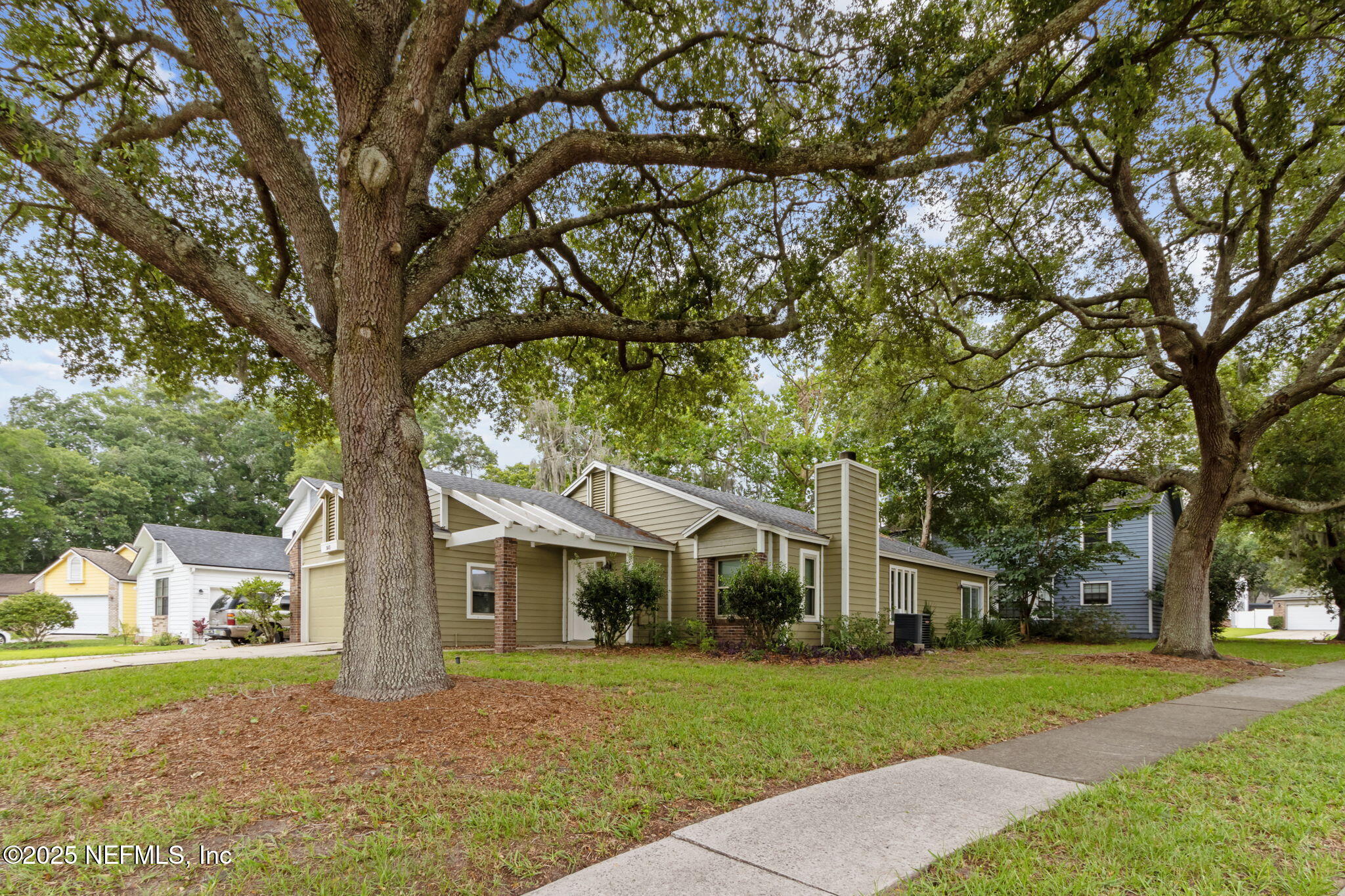 3603 BRIDGEWOOD Drive