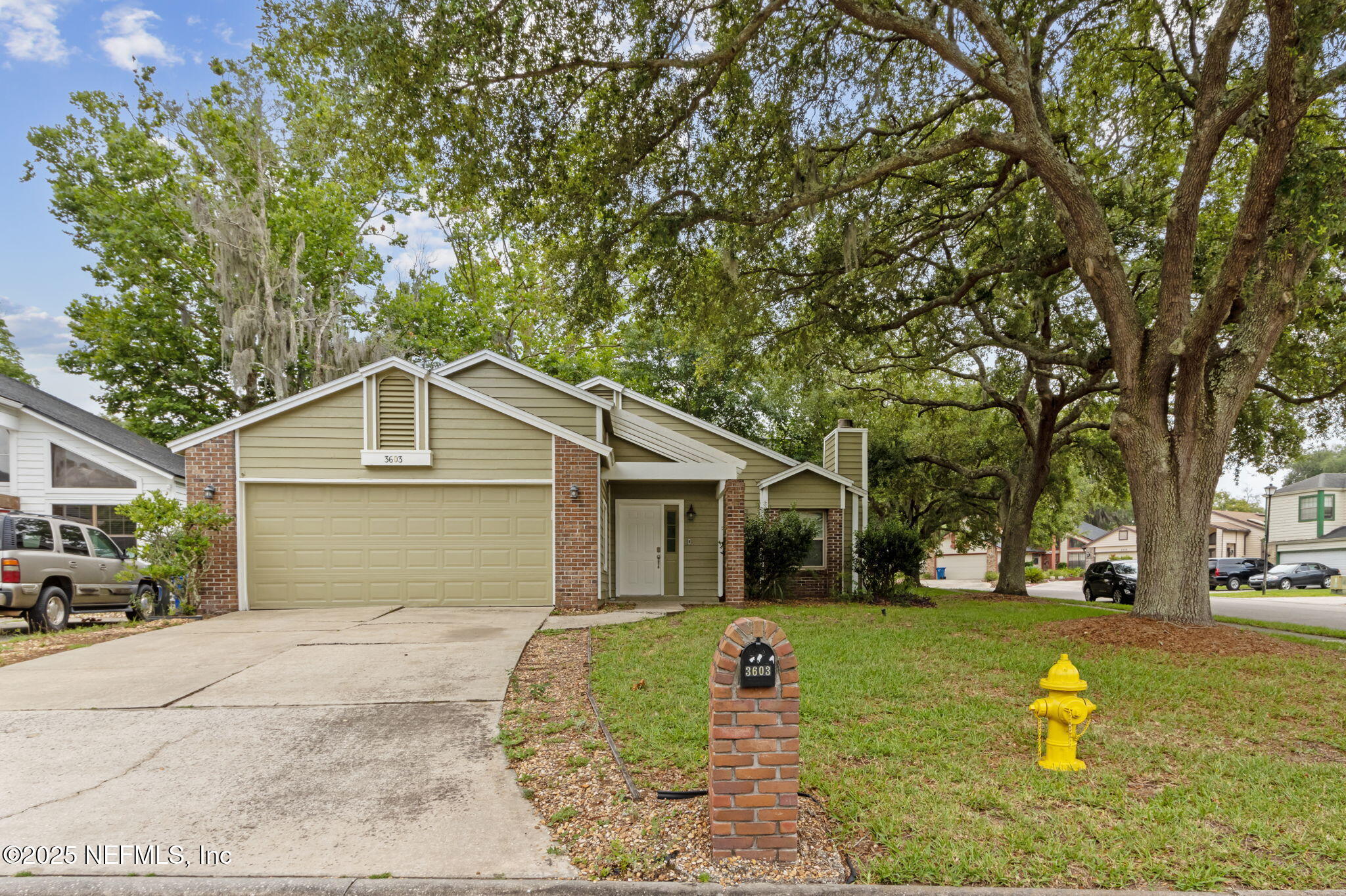 3603 BRIDGEWOOD Drive