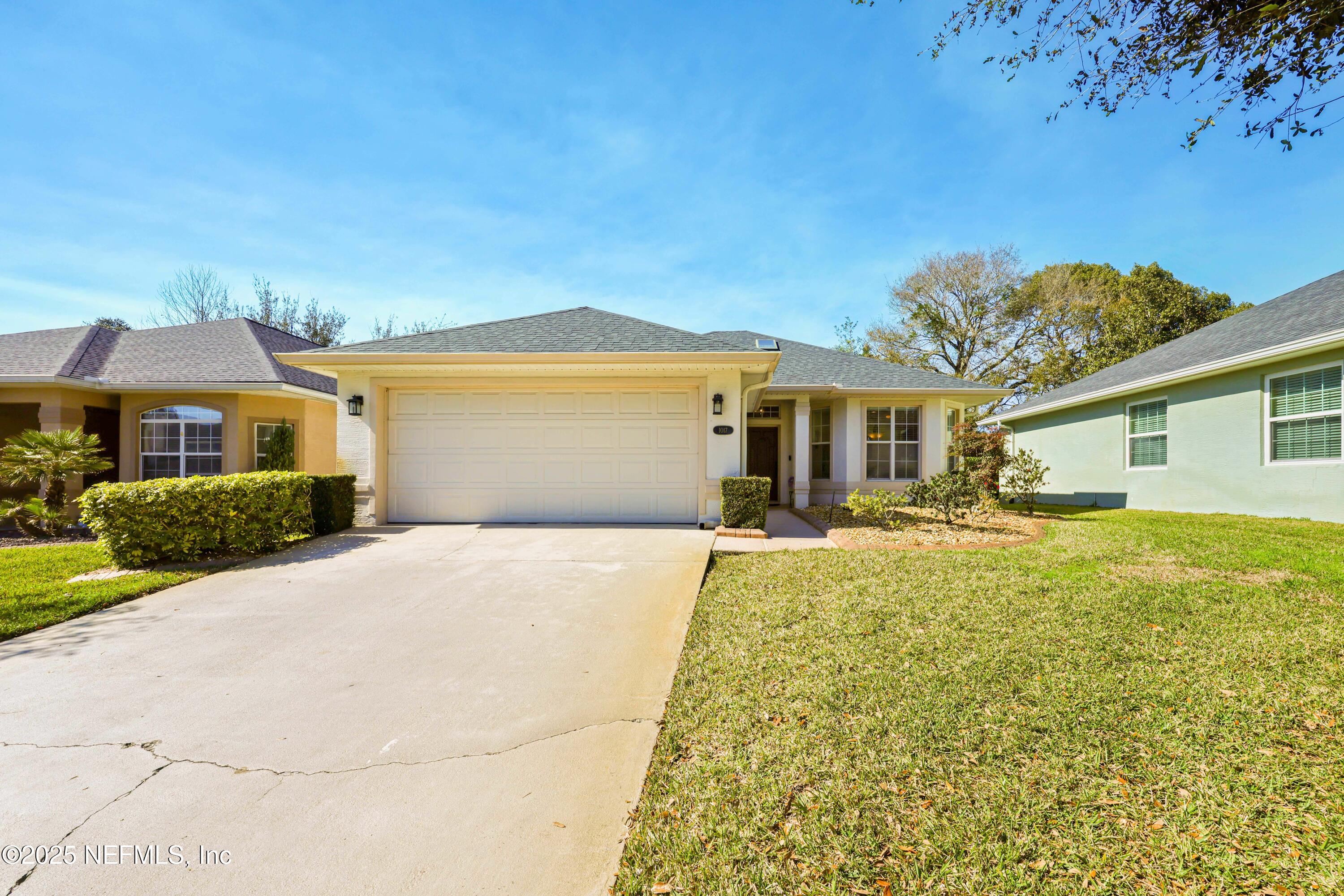 1017 RIDGEWOOD Lane