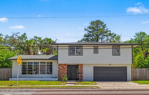 Photo of 1074 GOLFAIR Boulevard, Jacksonville, FL 32209 (MLS # 2149674)