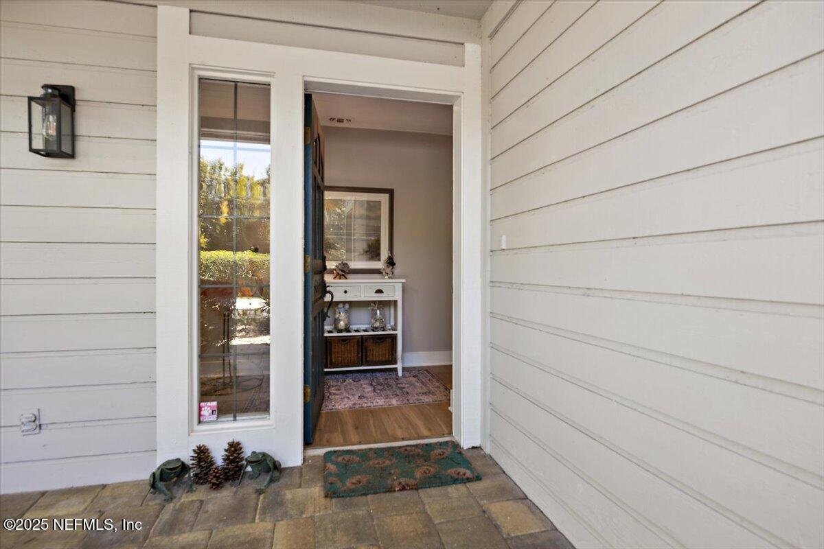 18 W SEA WINDS Lane W