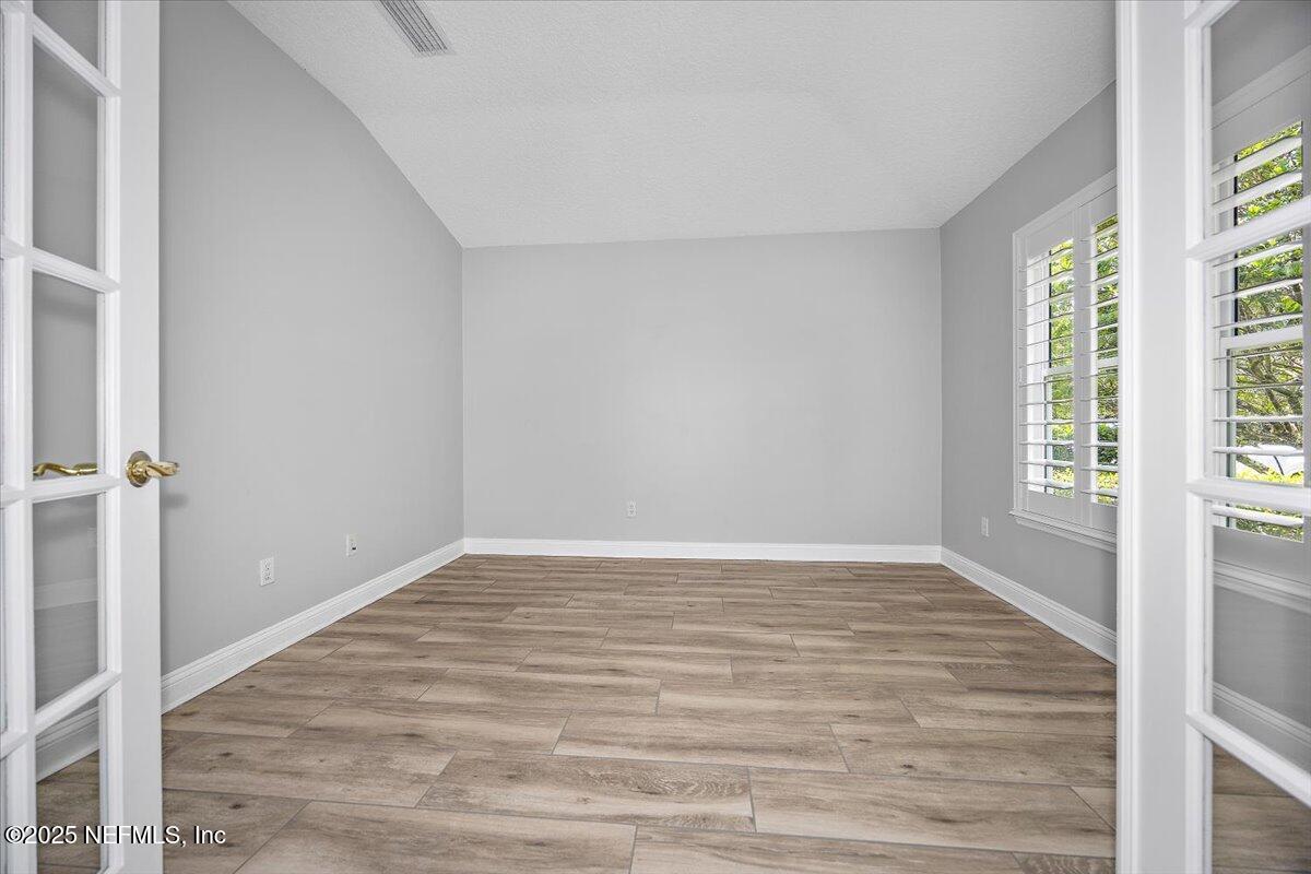 1451 BARRINGTON Circle