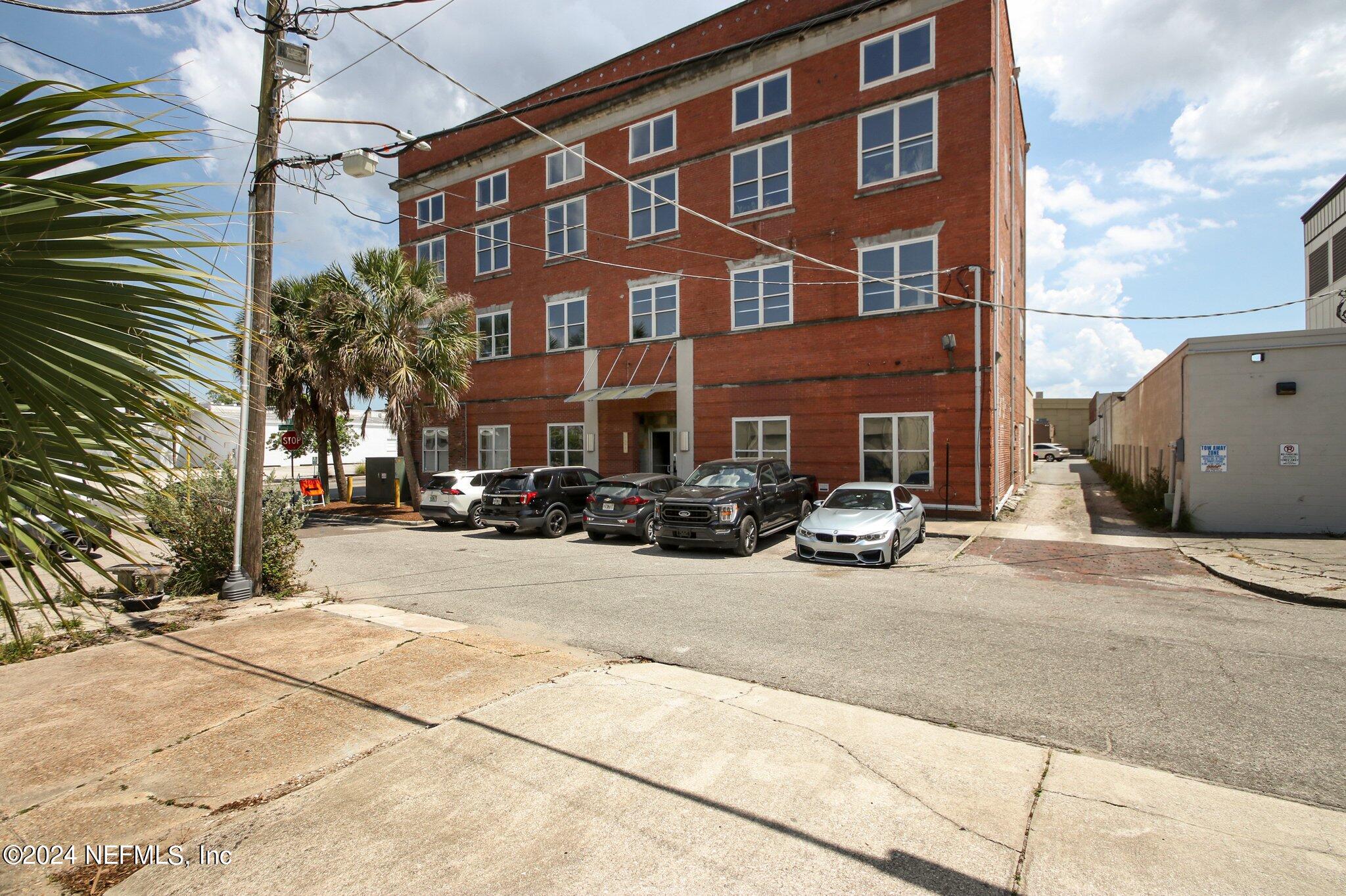 Jacksonville, FL home for sale located at 1050 Hendricks Avenue Unit 101, Jacksonville, FL 32207