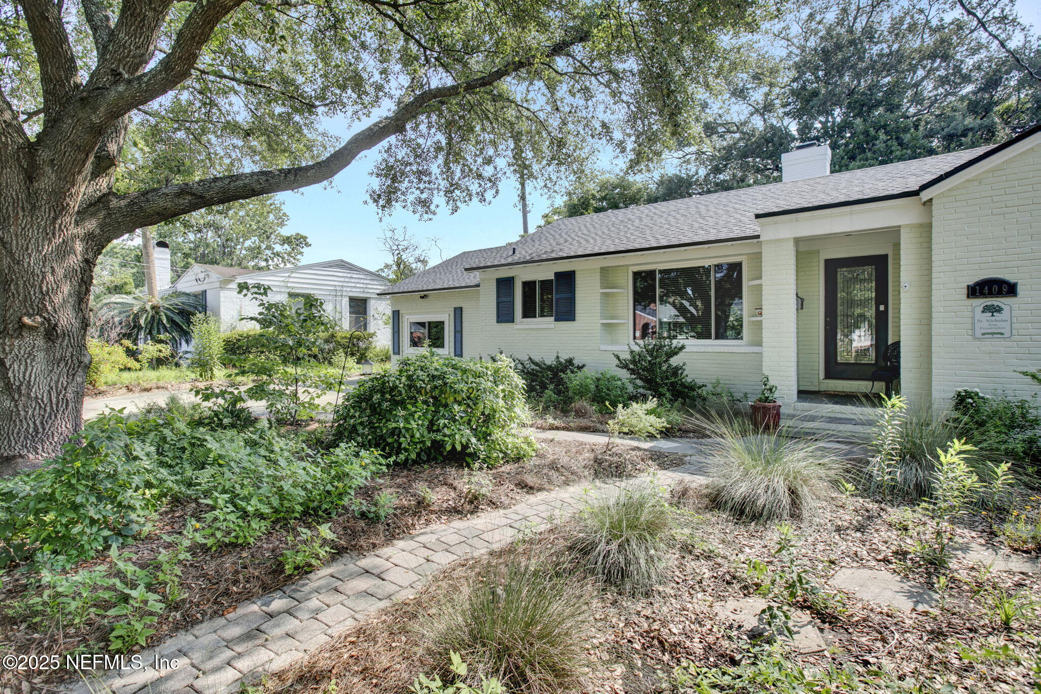 1409 MONTICELLO Road