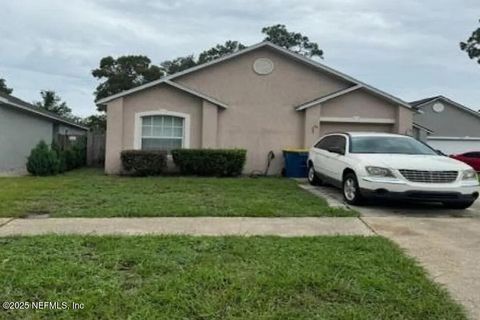 7234 LAWN TENNIS Lane Jacksonville FL 32277